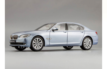 BMW 7 Series Active Hybrid, Blue Water Metallic Interior, blue water metallic