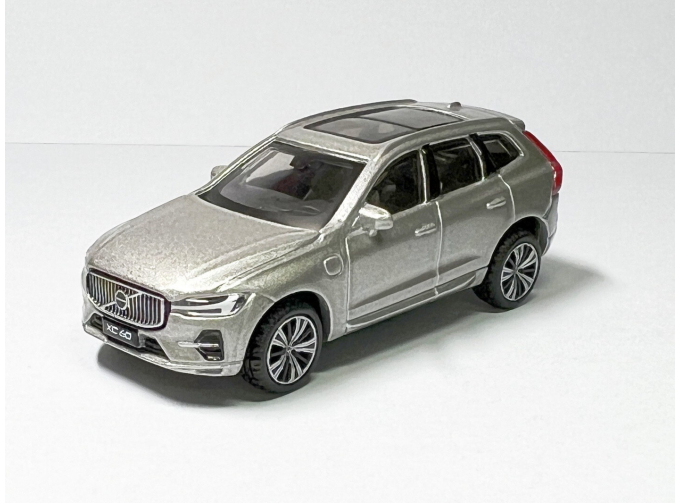 VOLVO XC60, silver