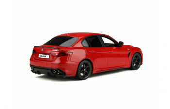 Alfa Romeo Giulia Quadrifoglio 2017 (red)