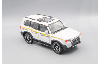 TOYOTA Land Cruiser 250 (Prado), белый, 21 см.