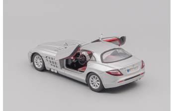 (Б/У) MERCEDES-BENZ SLR McLaren, silver