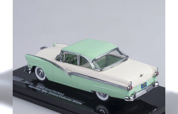 FORD Fairlane (1956), meadow mist green / colonian white