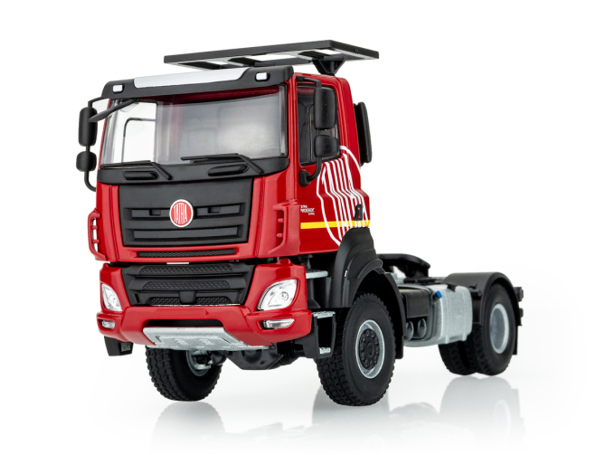TATRA Phoenix 4x4 tractor, red