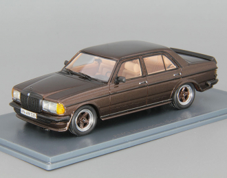 MERCEDES-BENZ 280E W123 AMG, brown