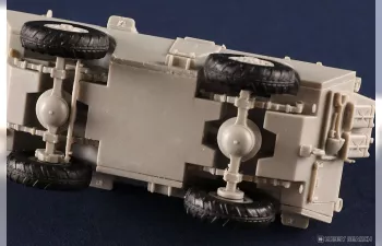 Сборная модель Бронетранспортёр LAV-150 APC 90-мм пушка Mecar