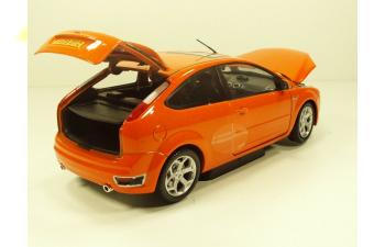 FORD Focus ST, серия 125 1:24, оранжевый