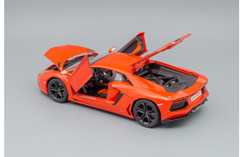 LAMBORGHINI Aventador LP700-4, orange