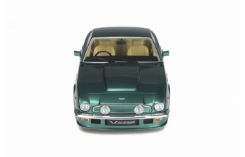 Aston Martin V8 Vantage green