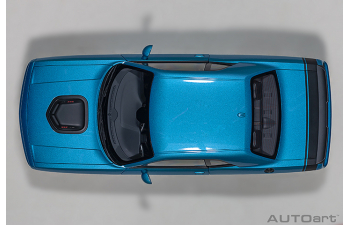 Dodge Challenger 392 Hemi Scat Pack Shaker - 2018 (B5 blue pearl coat)