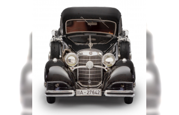 MERCEDES-BENZ 540K W29 4-door sedan (1936), black