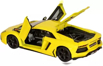 LAMBORGHINI Aventador Lp700-4 , yellow