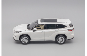 TOYOTA Highlander, white metallic