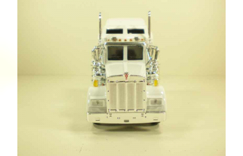 KENWORTH W900 трейлер платформа с трубами 1:43, белый