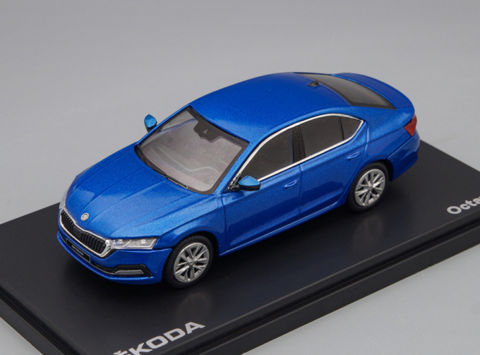 SKODA Octavia IV 2020 Modrá Race Metalíza