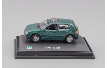 VOLKSWAGEN Golf, green