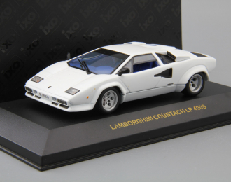 LAMBORGHINI Countach LP 400S, white with blue interiors