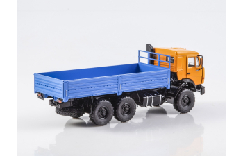 Камский грузовик 43118 бортовой с тентом, оранжевый / синий