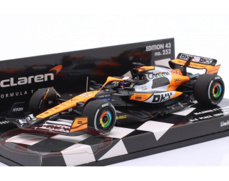 McLAREN  MCL38 №81 3rd Singapore GP Formula 1 Oscar Piastri (2024)