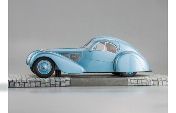 BUGATTI Type 57 SC Atlantic (1936), blue metallic