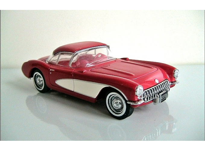 CHEVROLET Corvette (1956), красный с белым