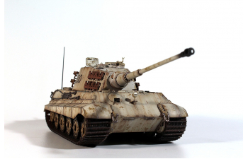 Сборная модель Pz. Kpfw. VI Ausf. B "Королевский Тигр" с башней Хеншель