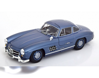 MERCEDES-BENZ 300 SL W198 Gullwing (1955), light blue-metallic