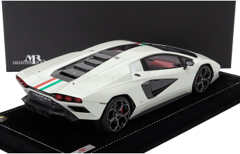 LAMBORGHINI Countach Lpi 800-4 Italian Livery (2021) - Con Vetrina - With Showcase, White Italian Flag