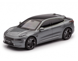 ZEEKR 001, серый