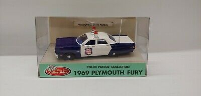 PLYMOUTH Fury Wisconsin State Patrol (1969), white / blue