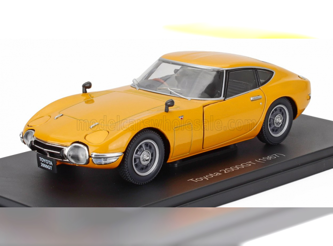 TOYOTA 2000 Gt (mf10) (1967), yellow
