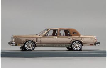 LINCOLN Mark VI Sedan (1979), beige over grey