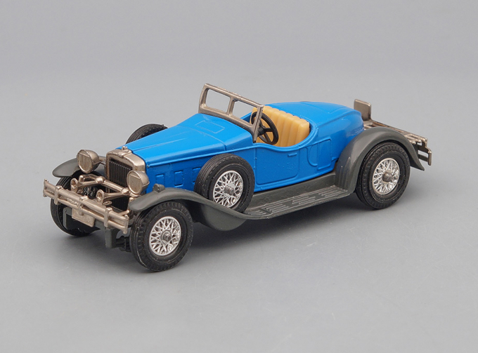 STUTZ Bearcat (1931), blue