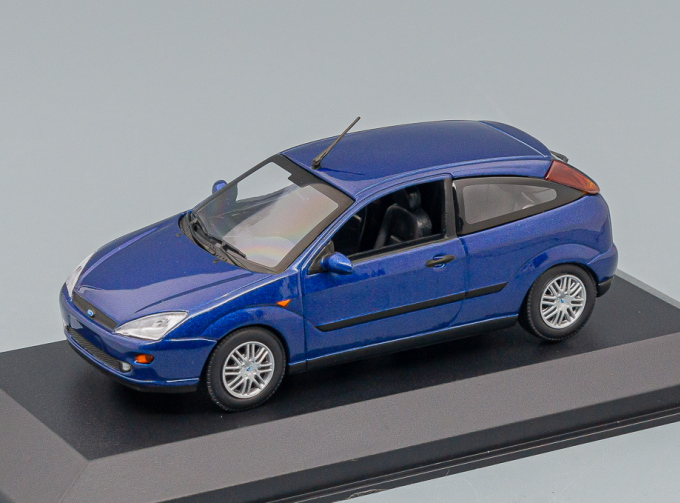 FORD Focus (1998), Blue Met