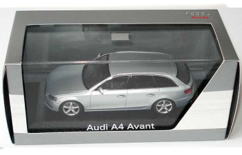 AUDI A4 Avant (B8), silver