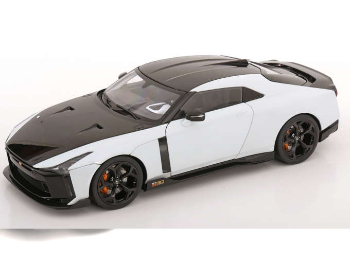 NISSAN Gt-r50 By Italdesign (2021), White Met Black