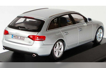 AUDI A4 Avant (B8), silver