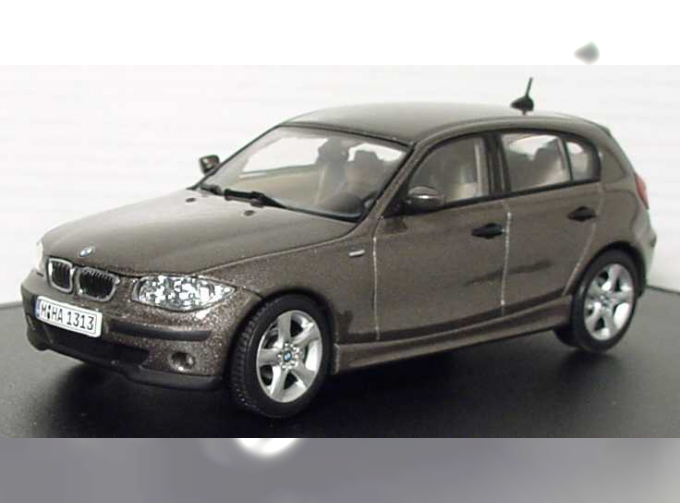 BMW 1er E87 (2004-2011), havanna met.