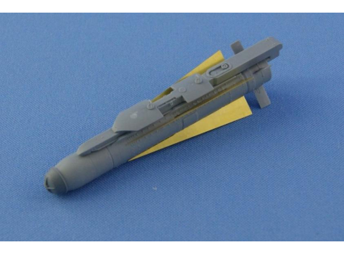 AGM65 maverik + LAU-117/A GUIDED MISSILE LAUNCHER (2 pcs. , decal, PE parts)