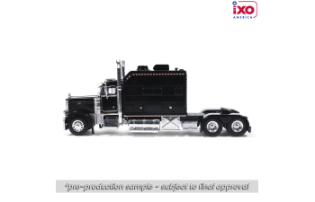 PETERBILT 379 Custom Tractor Truck 3-assi (2002), black