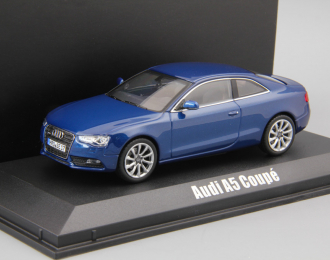 AUDI A5 Coupe (2012), metallic scubablue