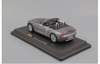 BMW Z4 Roadster, grey