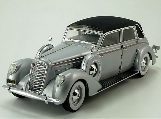 LINCOLN Touring Convertible (1937), silver