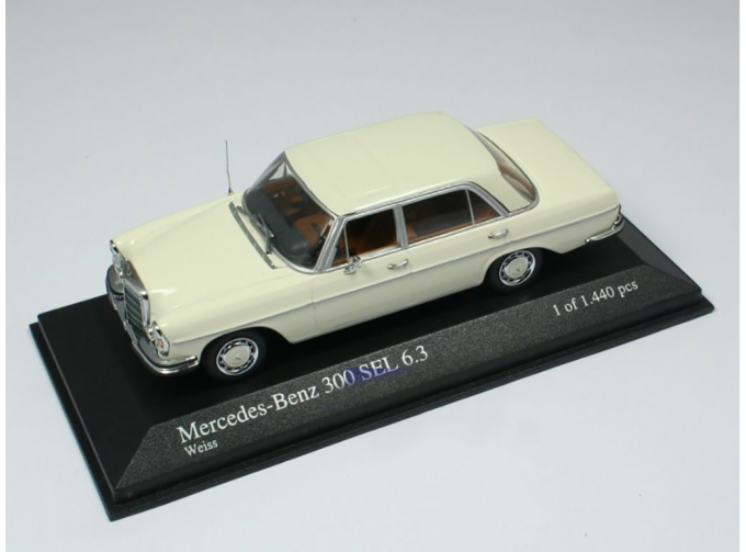 MERCEDES-BENZ 300 SEL 6.3 (1968), white