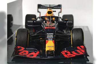 ASTON MARTIN RED BULL RACING RB16 - ALEXANDER ALBON - 2020 - LAUNCH SPEC