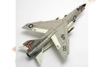 Vought F-8E Crusader Diecast Model USN VF-211 Fighting Checkmates NP100 USS Bon Homme Richard Vietnam 1967 (Wings of Heroes)