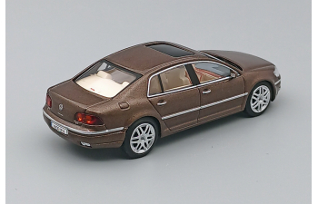 VOLKSWAGEN Phaeton (Typ 3D), brown