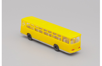 IKARUS Reisebus, yellow