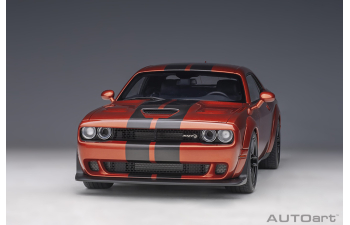 Dodge Challenger SRT Hellcat Widebody - 2018 (go mango/dual gunmetal center stripes)