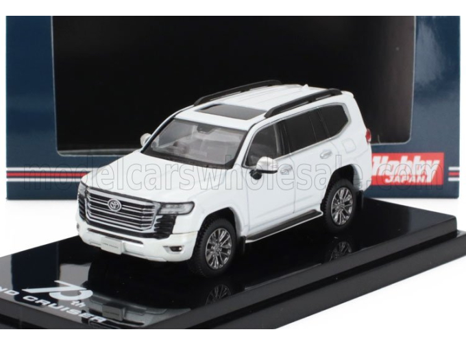 TOYOTA Land Cruiser (ja300w) Zx (2023) - Black Red Interior, White Pearl Met