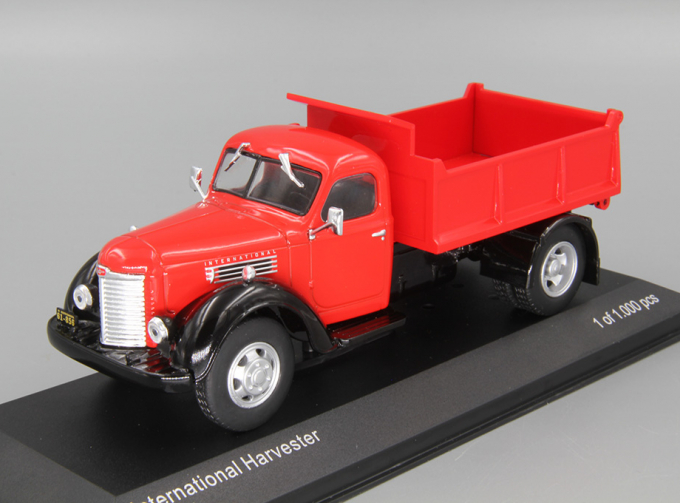 INTERNATIONAL Harvester KB 7 (1948), red / black